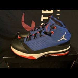 Jordan B’ Mo - Sz 10 - Used
